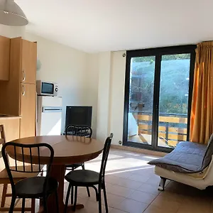 https://apartamentos-canillo-ribagrossa-3000.andorra-la-vella-hotels.net