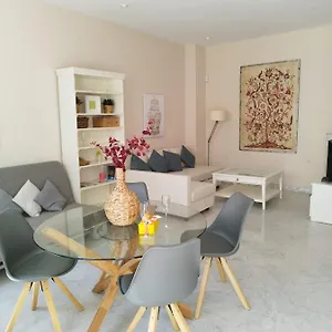 Cathedral Apartment
